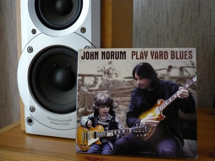 John NORUM - PLAY YARD BLUES P1040620