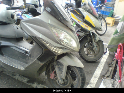 Restyling Kymco Xciting 500 Xcitin15