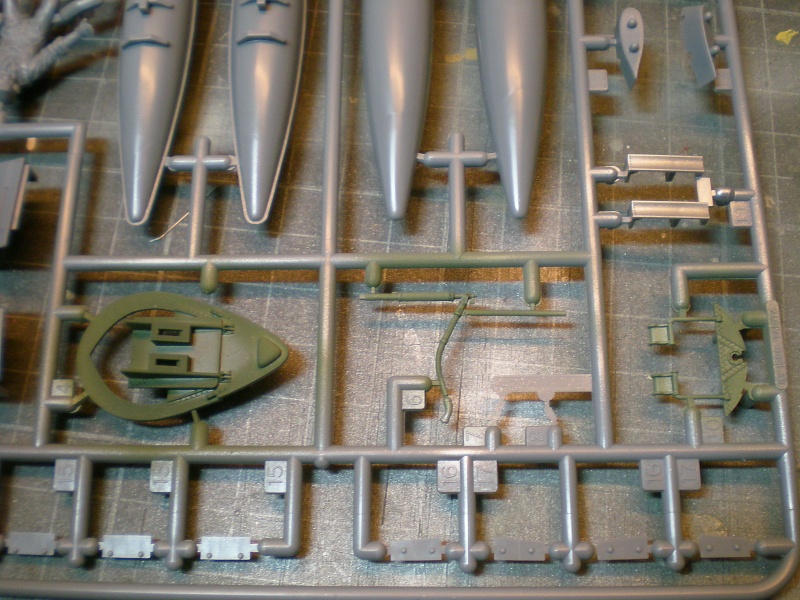 F4U1-D Corsair [tamiya] 1/48 (1 post 2 maquettes) Dscn4315