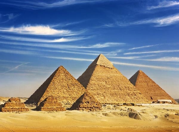 كيف بنى المصريون القدماء الأهرامات  Ancien10