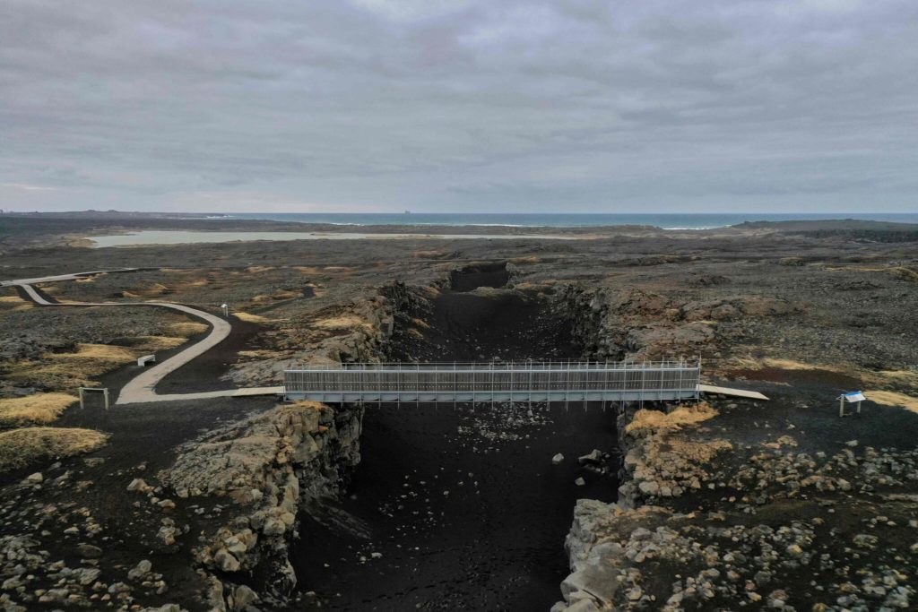 نحو 20 ألف زلزال يضرب آيسلندا، ما قد يسبب ثوران براكينها Merlin10