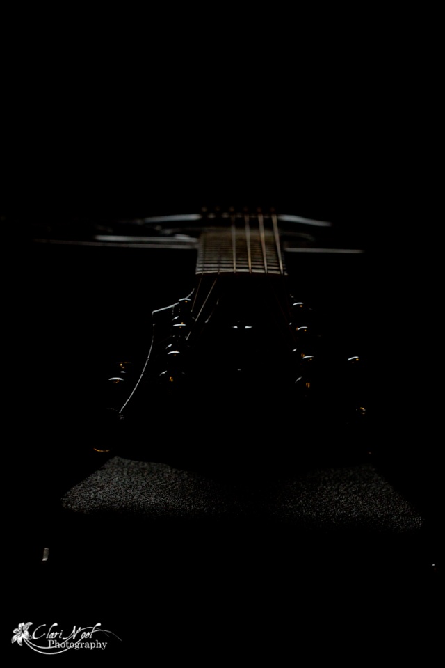mi guitarra es impresionante  20110358