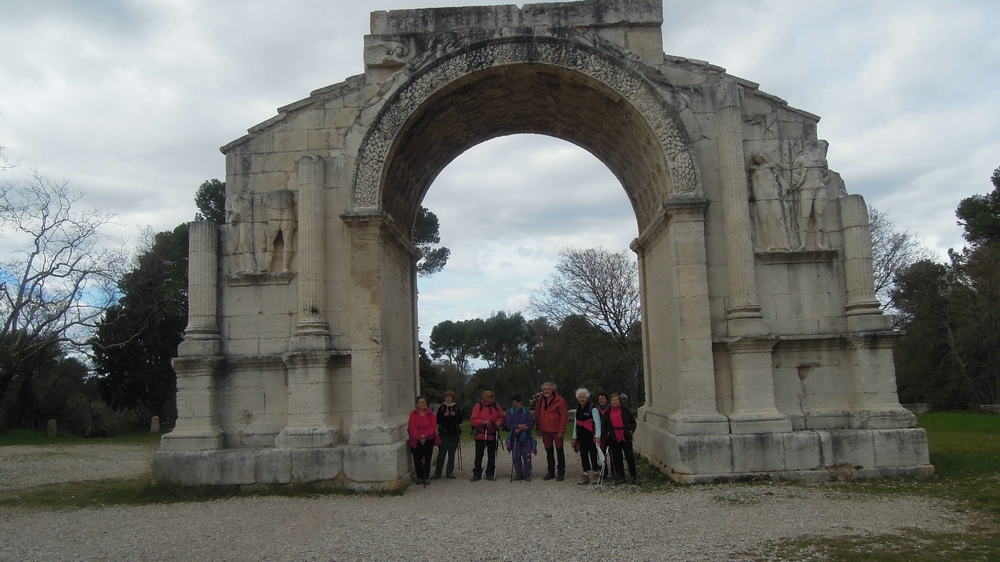 Randonnée groupe de JM et Gérard à St Remy de Provence le jeudi 14 mars  2019 01630