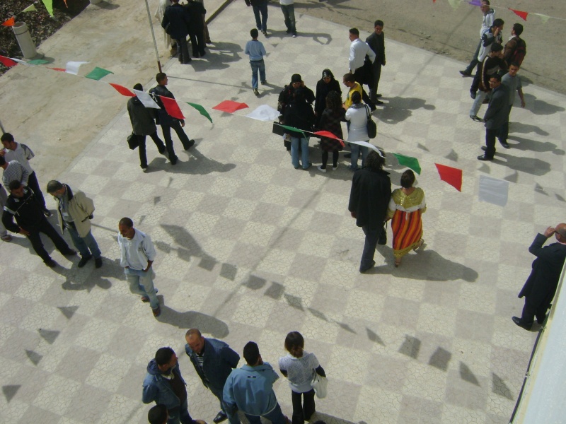 PHOTOS DU FESTIVAL DE LA POÉSIE D'EXPRESSION AMAZIGHE D'AIT SMAIL 2010 Dsc03024