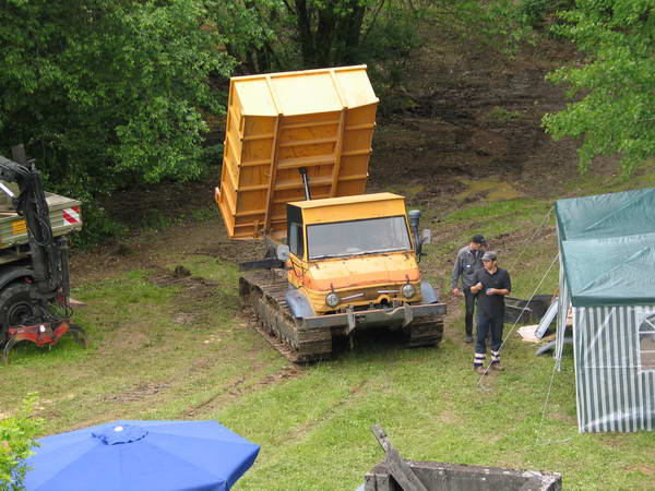 unitrac : l'unimog à chenilles - Page 2 09510