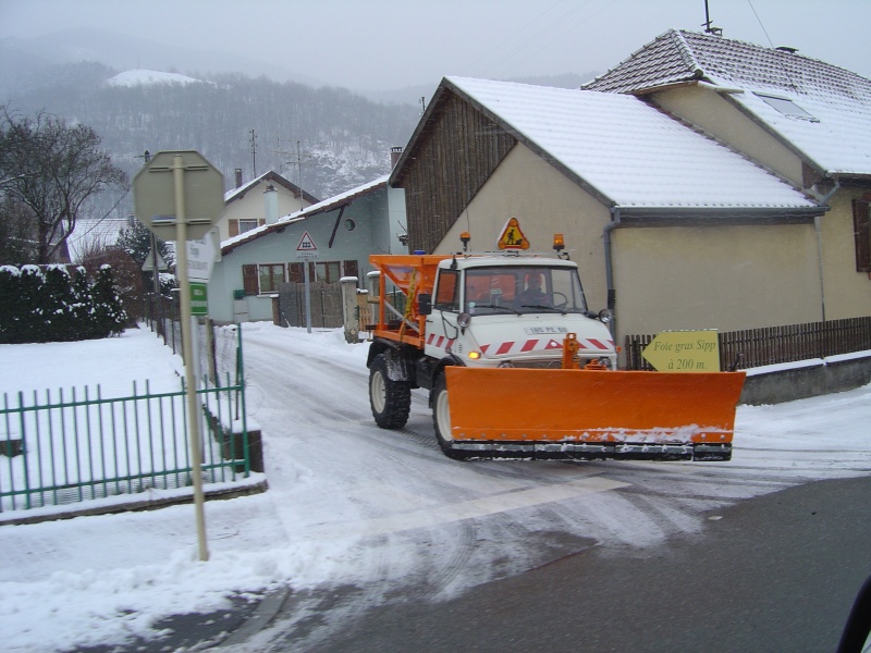 photos unimog chasse neige - Page 3 Dsc03419