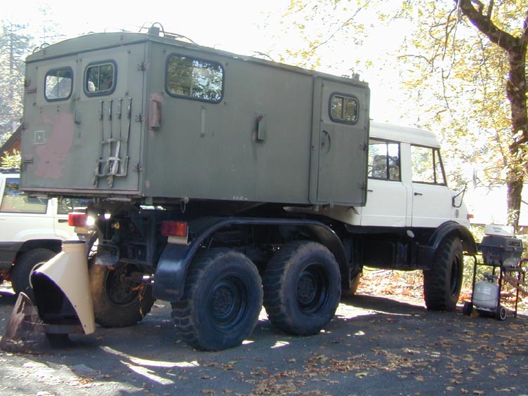 quelques beaux 6X6 Unimog15