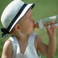 Bayi Butuh Air 5 Kali Lebih Banyak Dibanding Orang Dewasa Bayi-a10