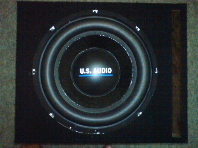 WTS 12 inch woofer with box Dsc00110
