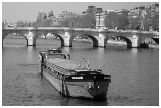 Paris en couleurs , Paris en noir et blanc ! Sdc10724