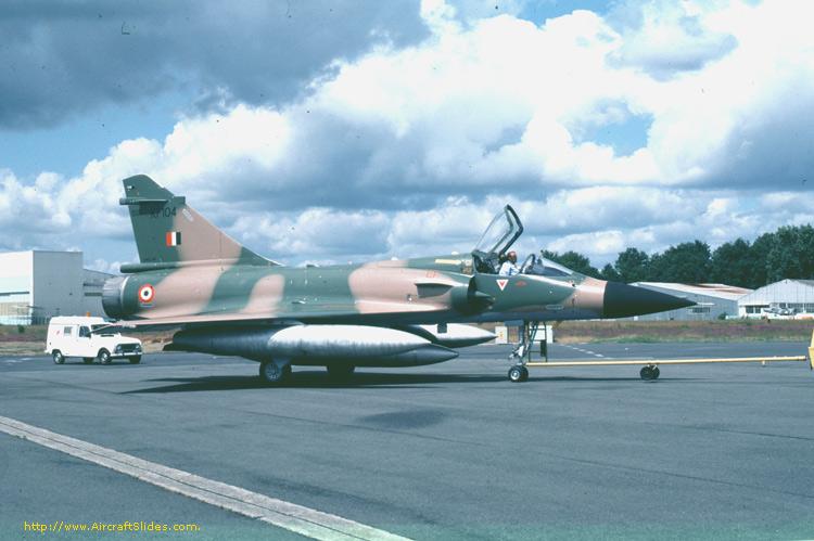 * 1/48  Mirage 2000 H  Heller      - Page 6 Eikal711