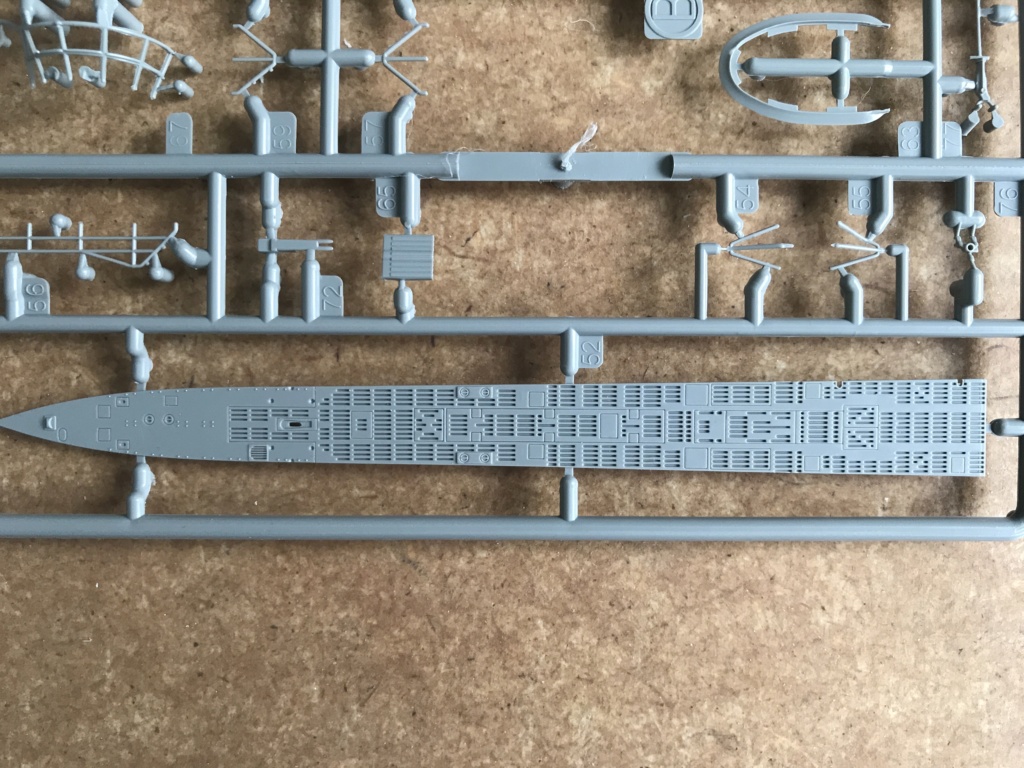 *1/144 U BOOTE type VII c Revell Img_2311