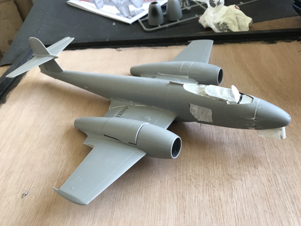 *1/48   GLOSTER METEOR F8    Airfix   - Page 2 Img_2922