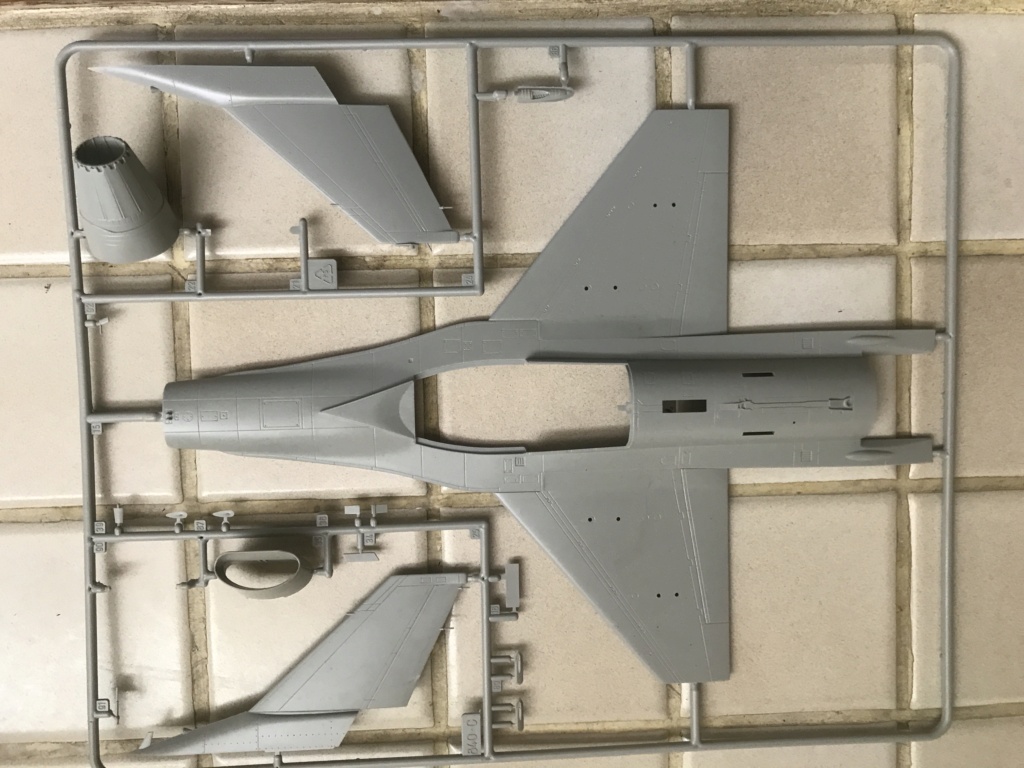 *1/48  F 16 C   Italeri    Img_3437