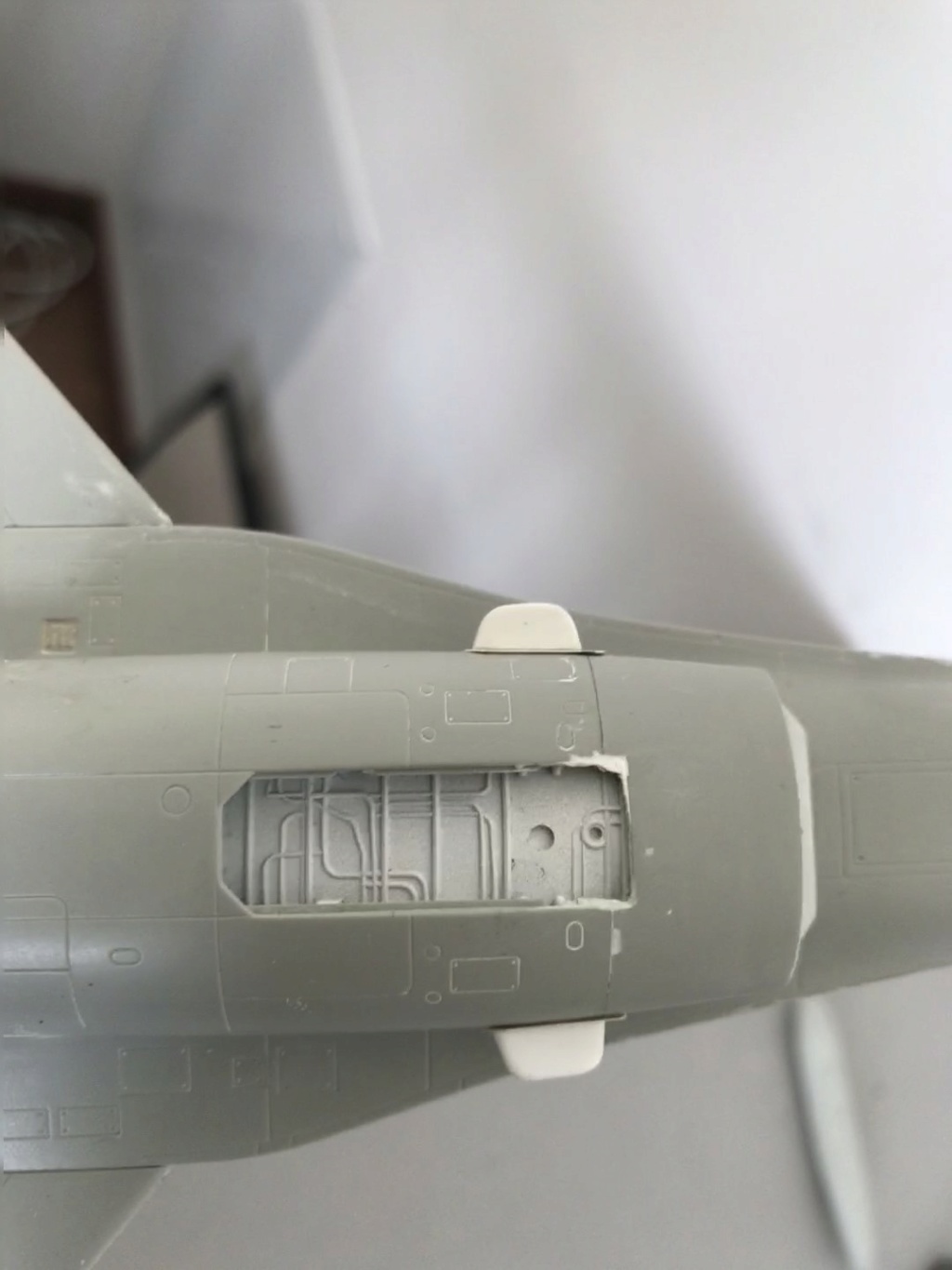 *1/48  F 16 C   Italeri    - Page 2 Img_3528