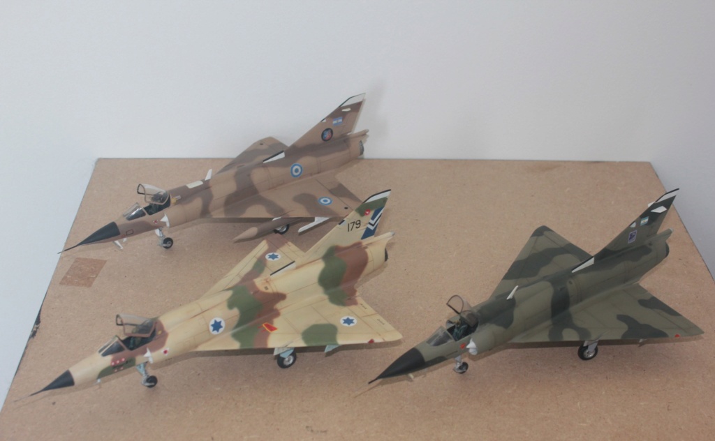 1/48  Mirage III CJ  Argentina    Heller   FINI Img_4322