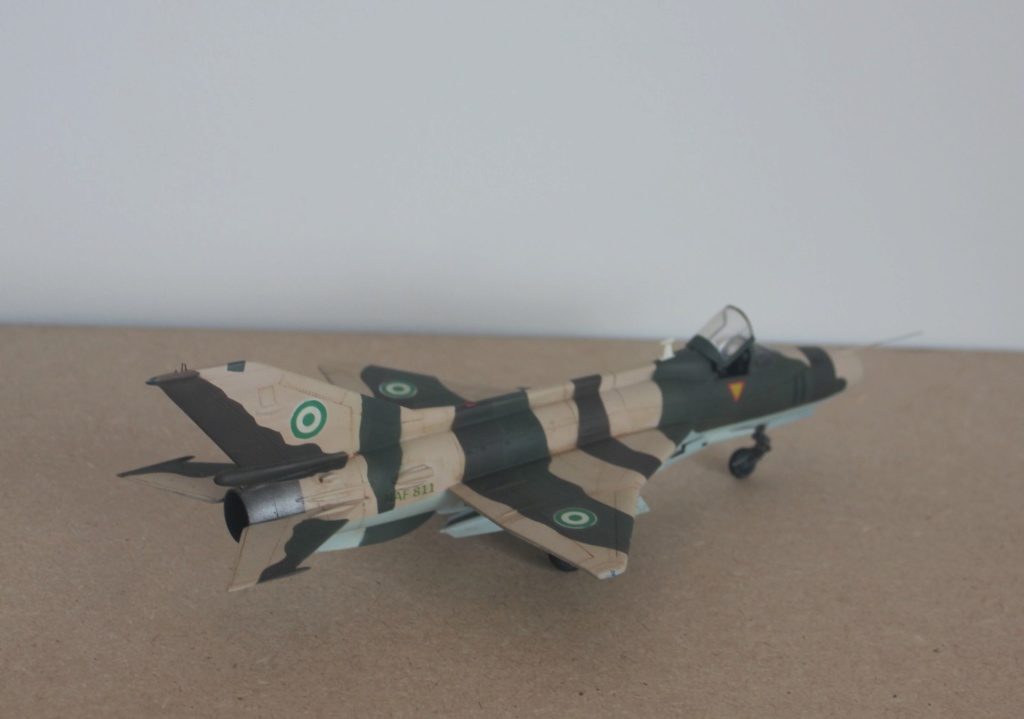 1/48  Chengdu F7   AA    FINI Img_4711