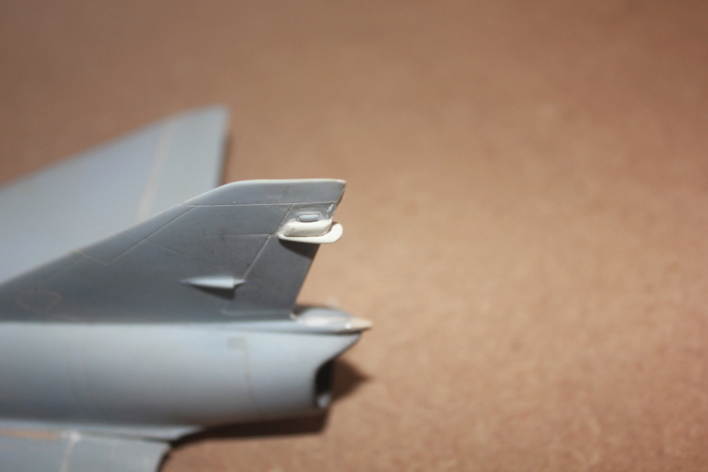 1/48  Mirage III RZ  Heller + transkit "Ouragan M25 "  FINI Img_5277