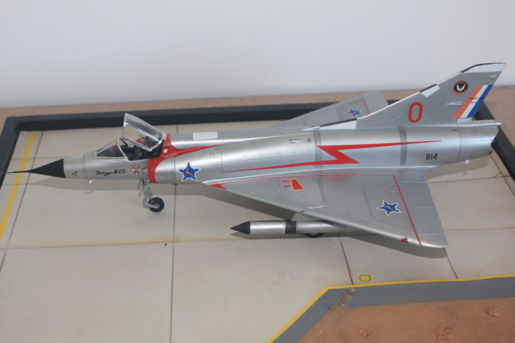 1/48 Mirage III CZ(s) Hobbyboss + Heller FINI - Page 2 Img_5429