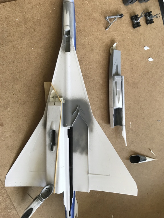 *1/144 TUPOLEV 144 "Charger" I.C.M. FINI en pg3 - Page 2 Img_6269