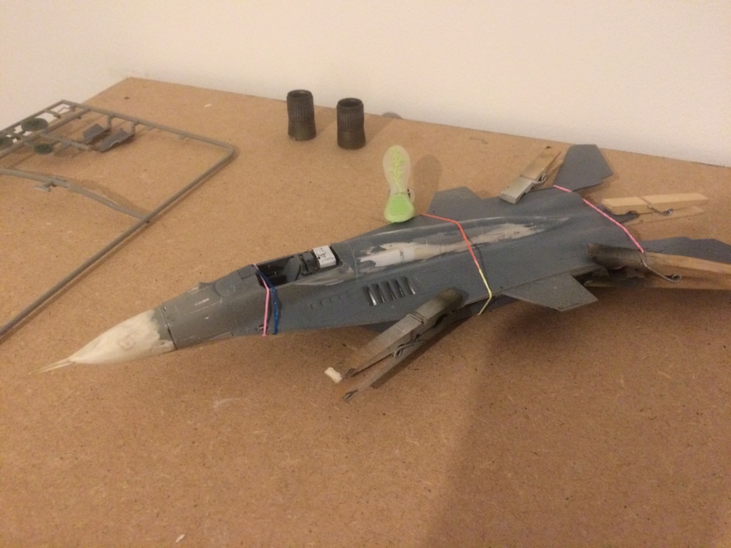 *1/48 MiG 29 Monogram - Page 3 Img_6321
