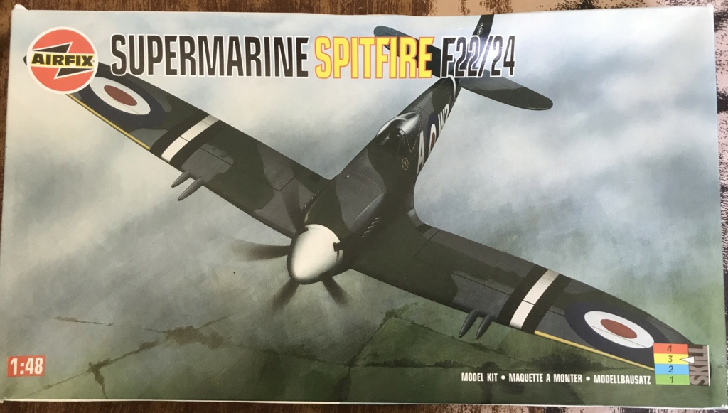 1/48   Supermarine Spitfire MK 24   Airfix    FINI Img_7135
