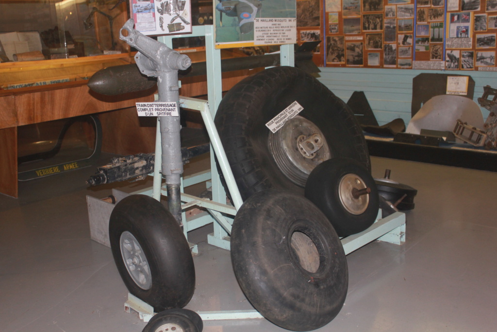 Musée Aviation de WARLUIS (60) Img_7180
