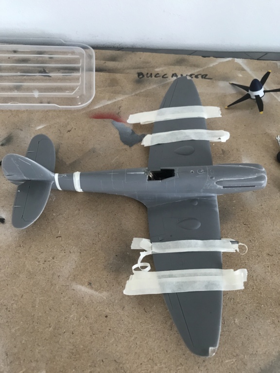 *1/48 Supermarine Spitfire MK 24 Airfix - Page 2 Img_7243