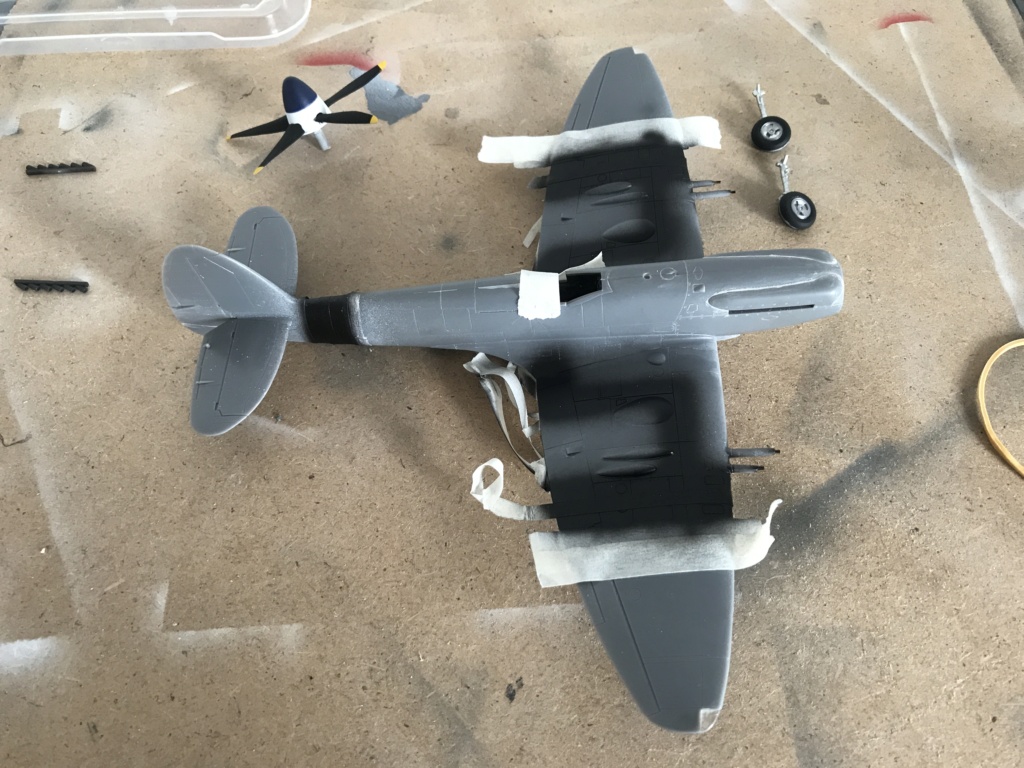 *1/48 Supermarine Spitfire MK 24 Airfix - Page 2 Img_7246