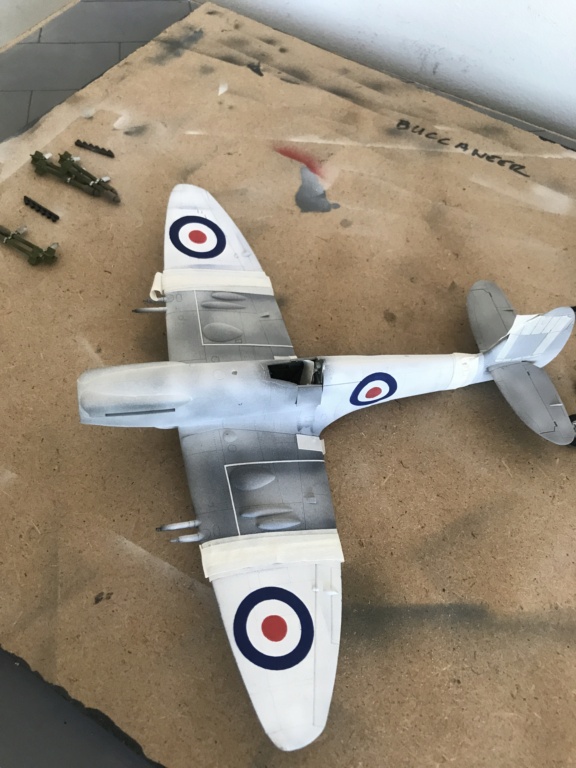 *1/48   Supermarine Spitfire MK 24   Airfix    - Page 2 Img_7254