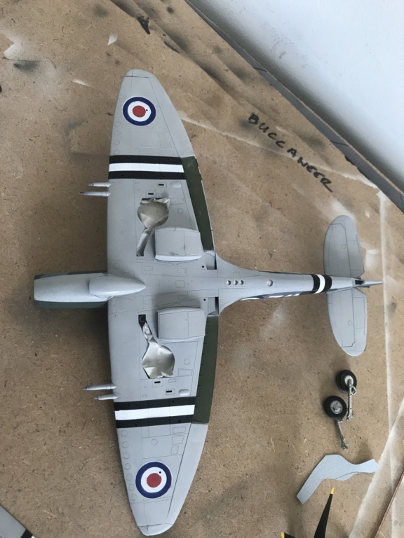 *1/48   Supermarine Spitfire MK 24   Airfix    - Page 3 Img_7269