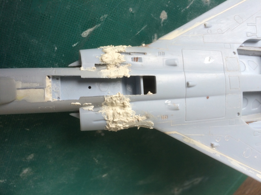 1/48   Mirage III EBR   Heller + FM    FINI Img_7332