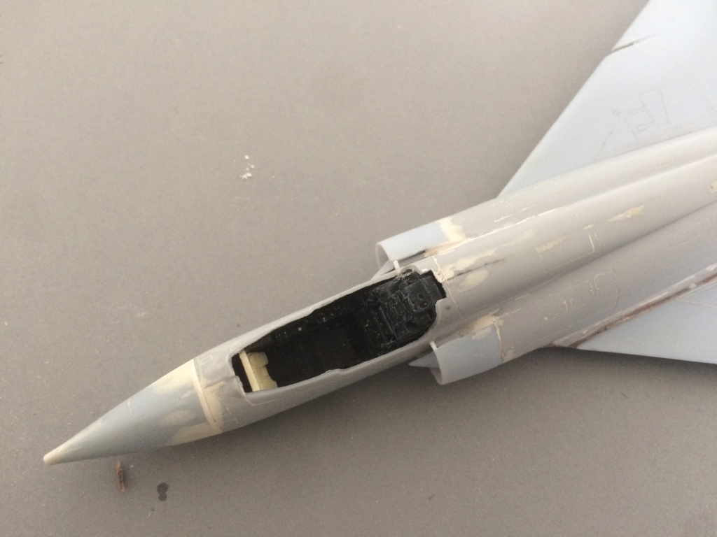 1/48 Mirage III EBR Heller + FM FINI Img_7338