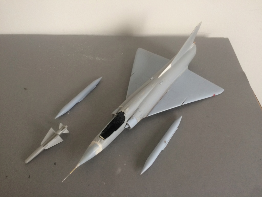 1/48   Mirage III EBR   Heller + FM    FINI - Page 2 Img_7339