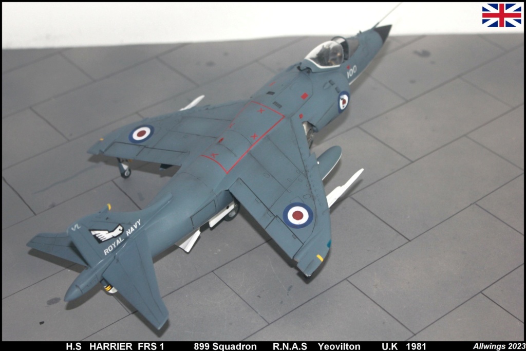 * 1/48  H.S.   HARRIER  FRS 1      Hobbycraft   - Page 3 Img_7774