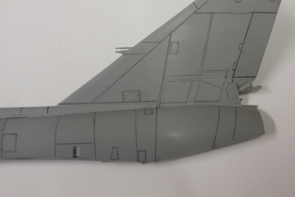 * 1/48    F 106  DELTA DART       Monogram       Img_8340