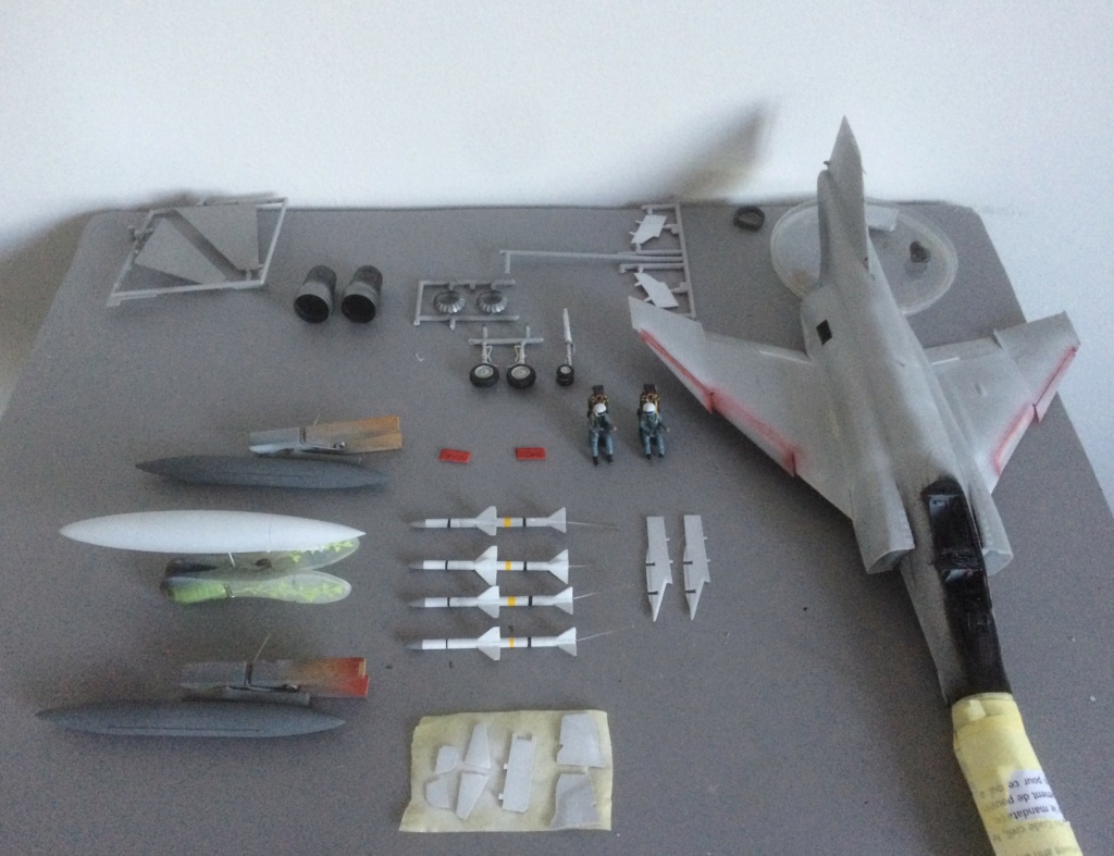 1/48 F4 K BRITISH PHANTOM Revell FINI - Page 2 Img_9117