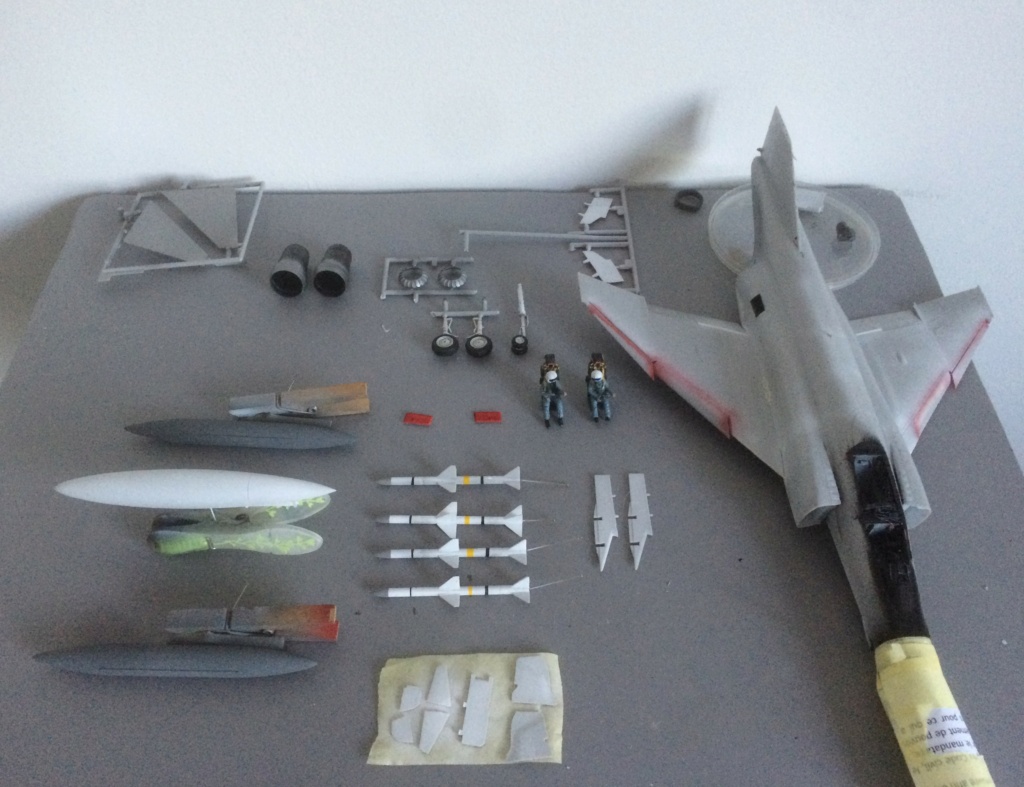 1/48   F4 K  BRITISH PHANTOM    Revell    FINI - Page 2 Img_9117