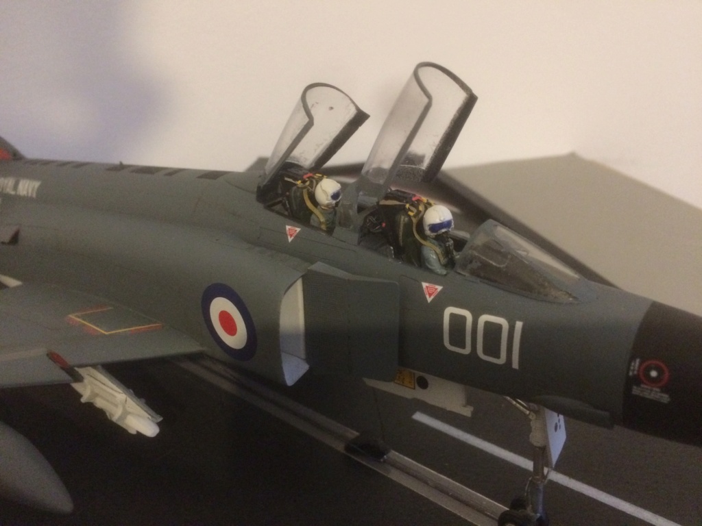 1/48   F4 K  BRITISH PHANTOM    Revell    FINI - Page 5 Img_9311