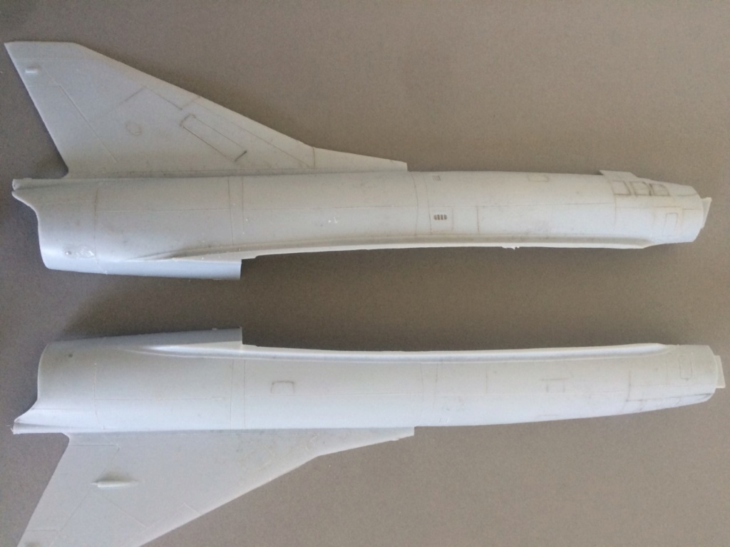 1/48 MIRAGE 5 RAD Heller + "Ouragan 25" FINI Thumbn13