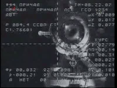 ISS : Amarrage de Soyouz TMA-18 le 4 avril 2010 Vlcsn421