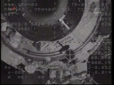 ISS : Amarrage de Soyouz TMA-18 le 4 avril 2010 Vlcsn433