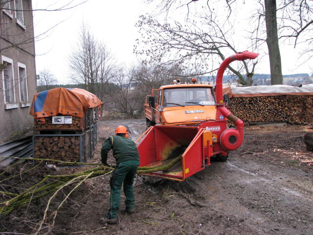 unimog mb-trac wf-trac pour utilisation forestière dans le monde - Page 6 Img_0610