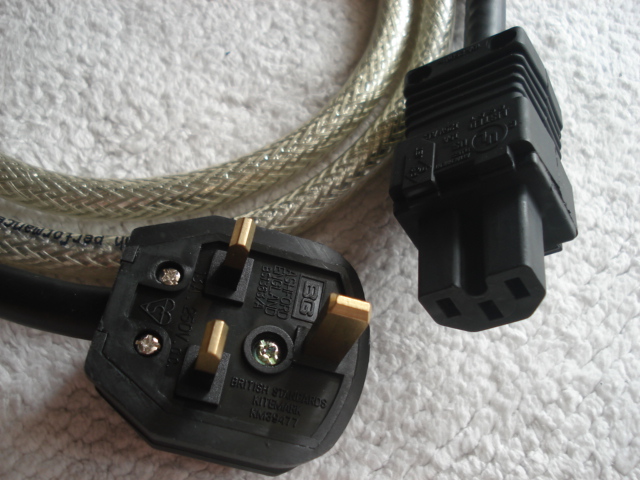Isotek Elite Power Cable 1.5 Meter fitted with Furutech FI-15-G  IEC (Used)SOLD Isotek16