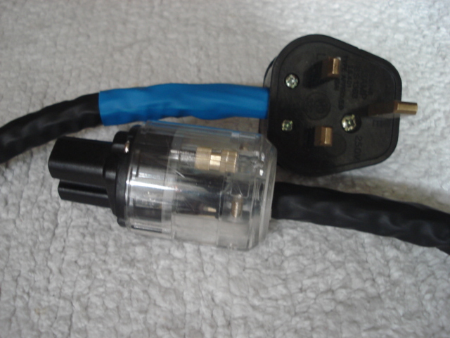 Isotek 'Elite' Power Cable 1.5 Meter with Furutech FI-15-G connector (Used) and Others SOLD Rakkre11