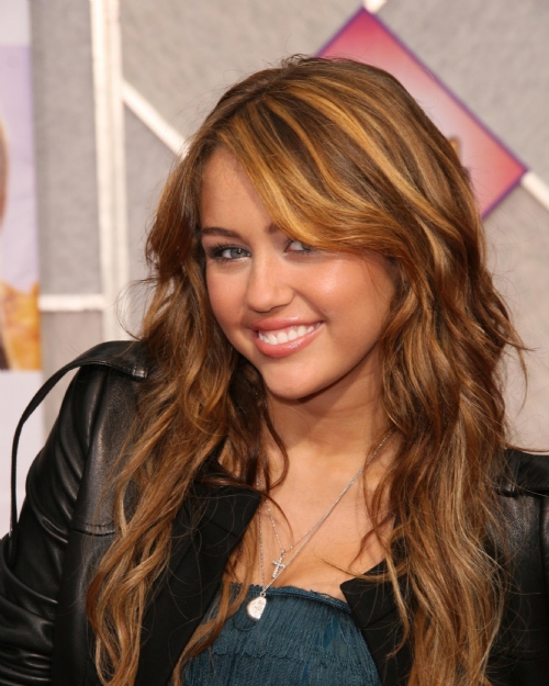 thats for all who love miley cyrus 56169712