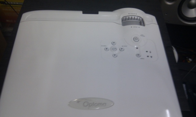 Optoma HD70 projector(used) Imag0211