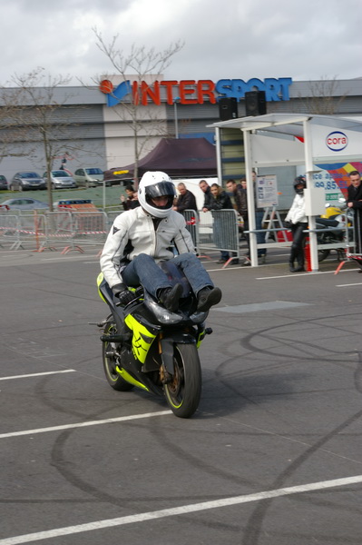 [35] salon de la moto a CORA pacé - Page 3 Imgp1112