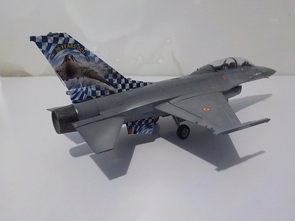 Le F-16 sous toutes ses formes Dscn0711