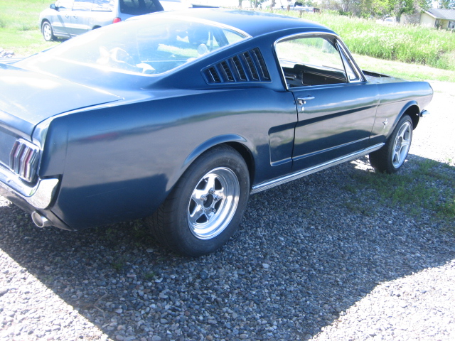 robert's  65 mustang Et_str10